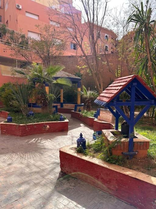 Charmant Appartement Avec Piscine 2Chambres Au Coeur De Gueliz Marrakesch Exterior foto