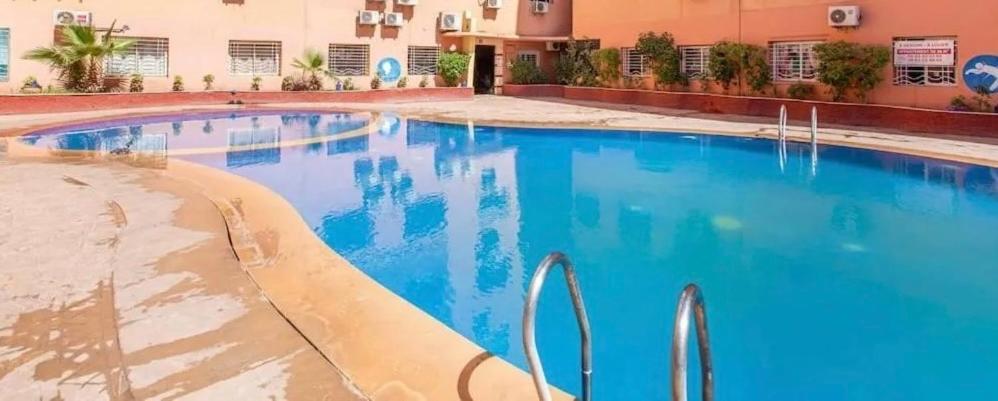 Charmant Appartement Avec Piscine 2Chambres Au Coeur De Gueliz Marrakesch Exterior foto